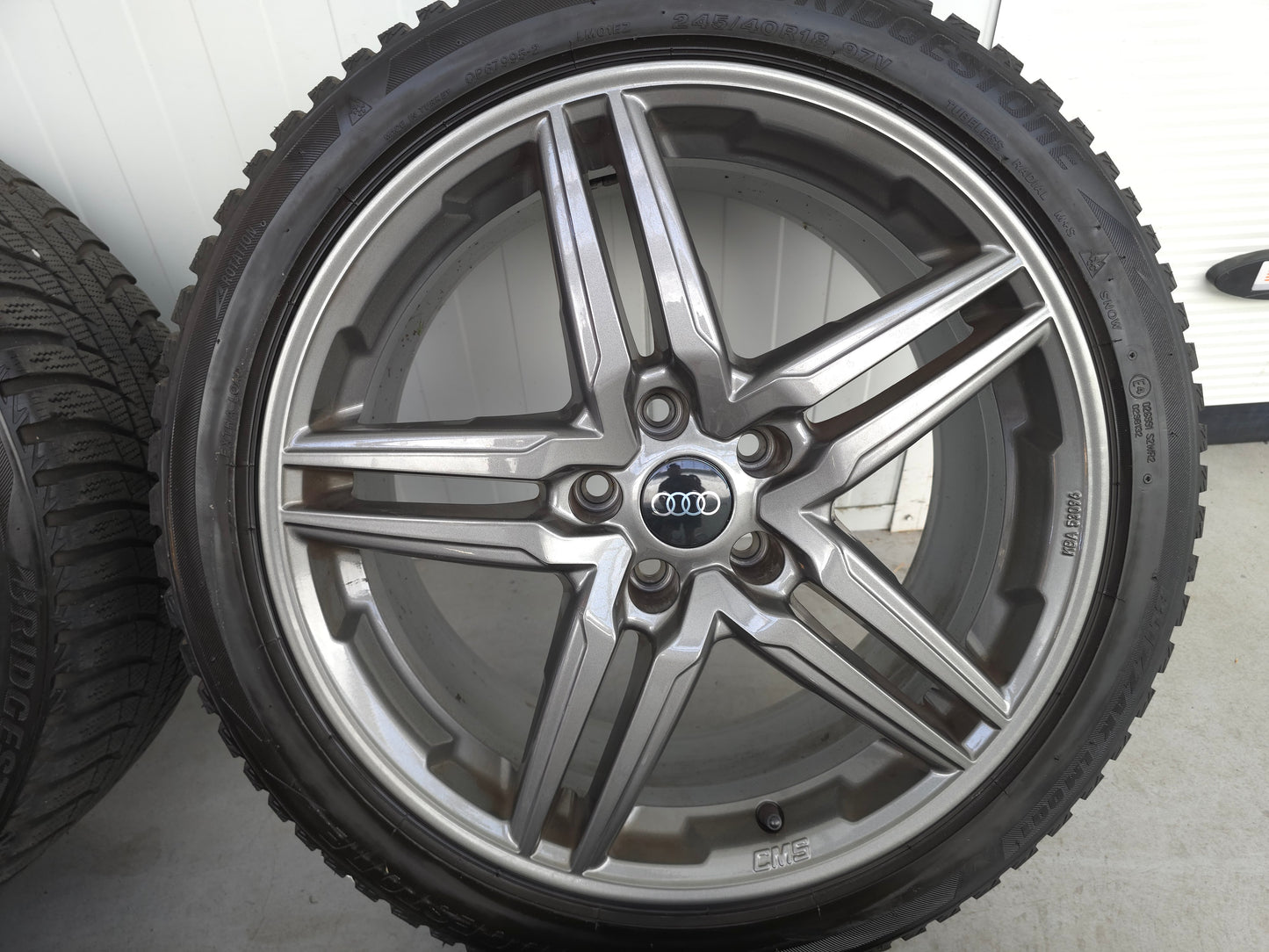 Audi A5 18 inch winterbanden velgen 5x112 Gun Metal