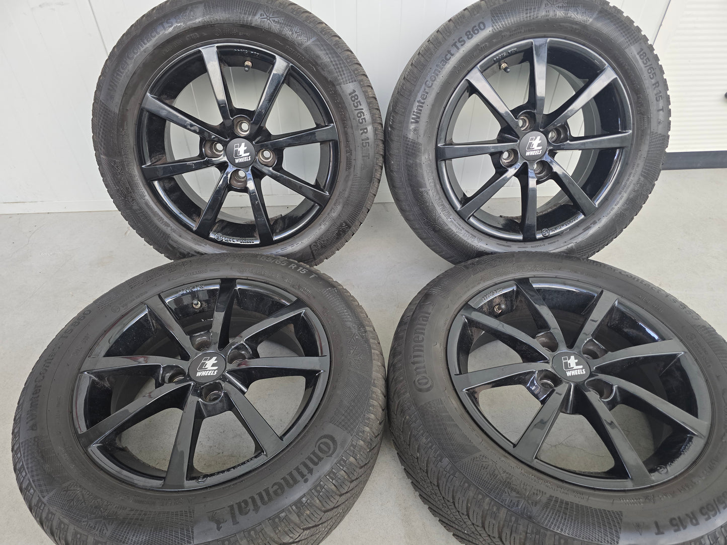 Opel Corsa C D E Adam Tigra 15 inch velgen winterbanden 4x100