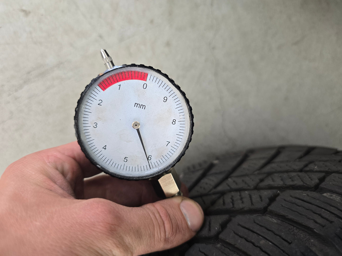Opel Corsa C D E Adam Tigra 15 inch velgen winterbanden 4x100
