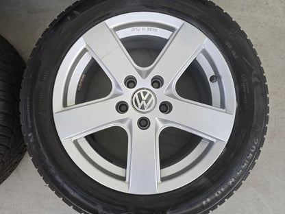 VW Golf Caddy Touran Passat Audi A3 16 inch velgen winterbanden