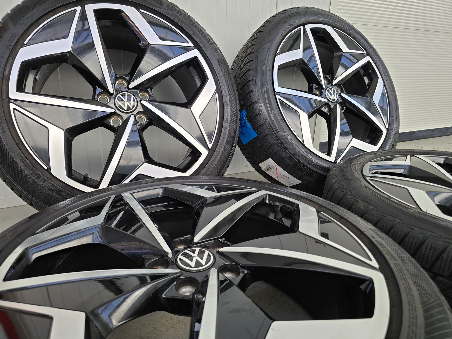 Volkswagen ID3 ID4 19 inch velgen Winterbanden Andoya 5x112
