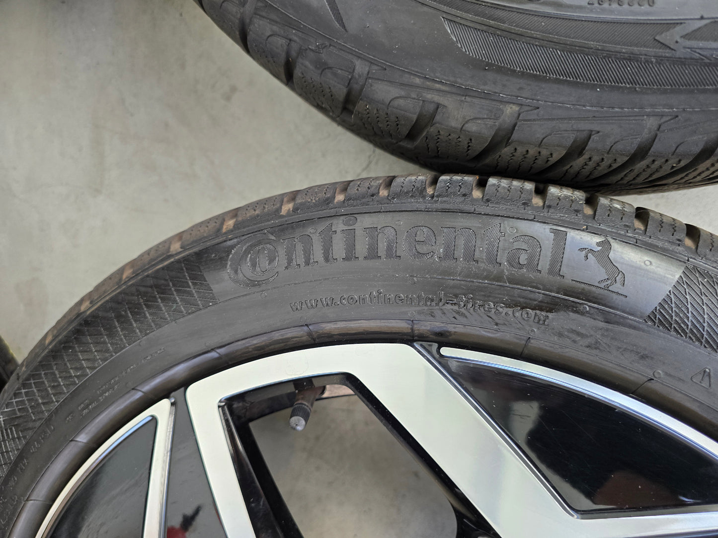 Volkswagen ID3 ID4 19 inch velgen Winterbanden Andoya 5x112