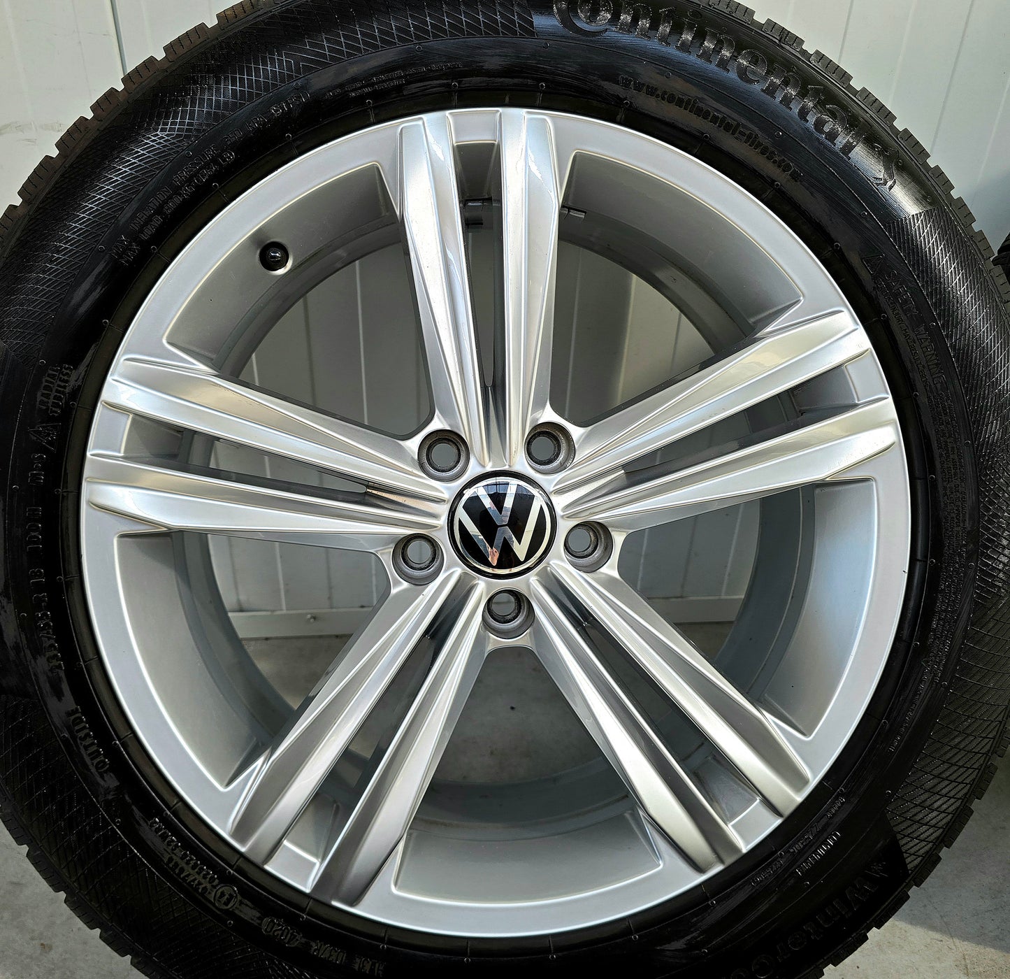 VW Tiguan Skoda Kodiaq Audi Q3 Seat Tarraco 18 inch velgen winterbanden