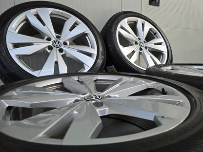 VW ID4 ID5 ID6 ID Buzz 20 inch velgen winterbanden OEM