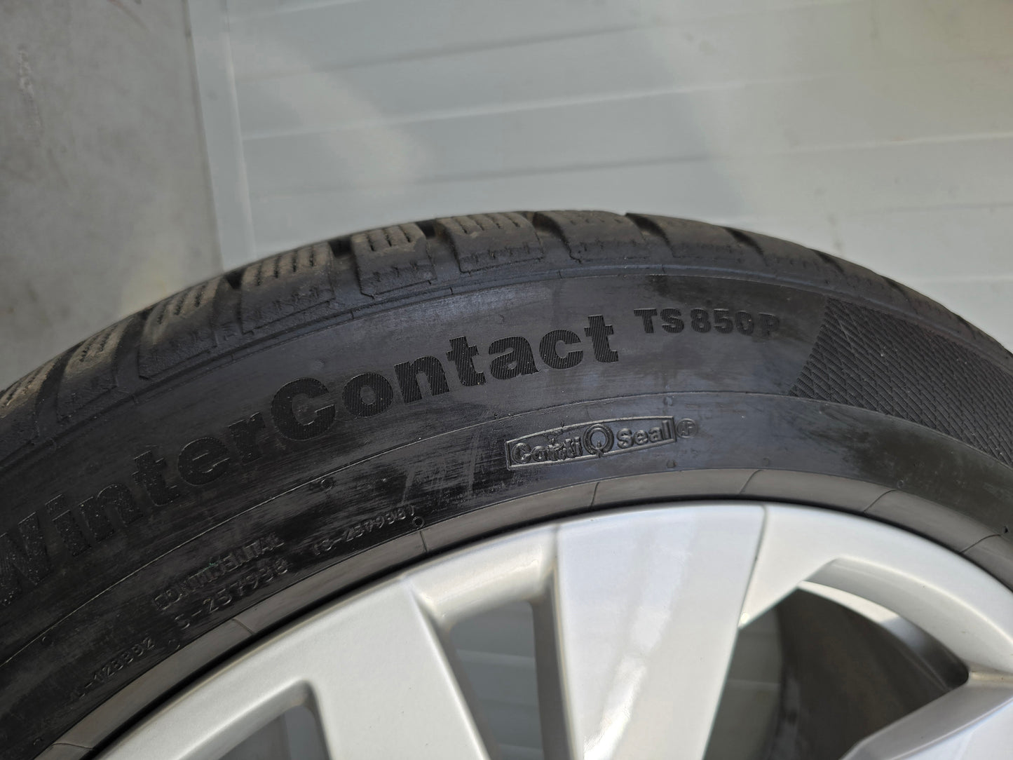 VW ID4 ID5 ID6 ID Buzz 20 inch velgen winterbanden OEM