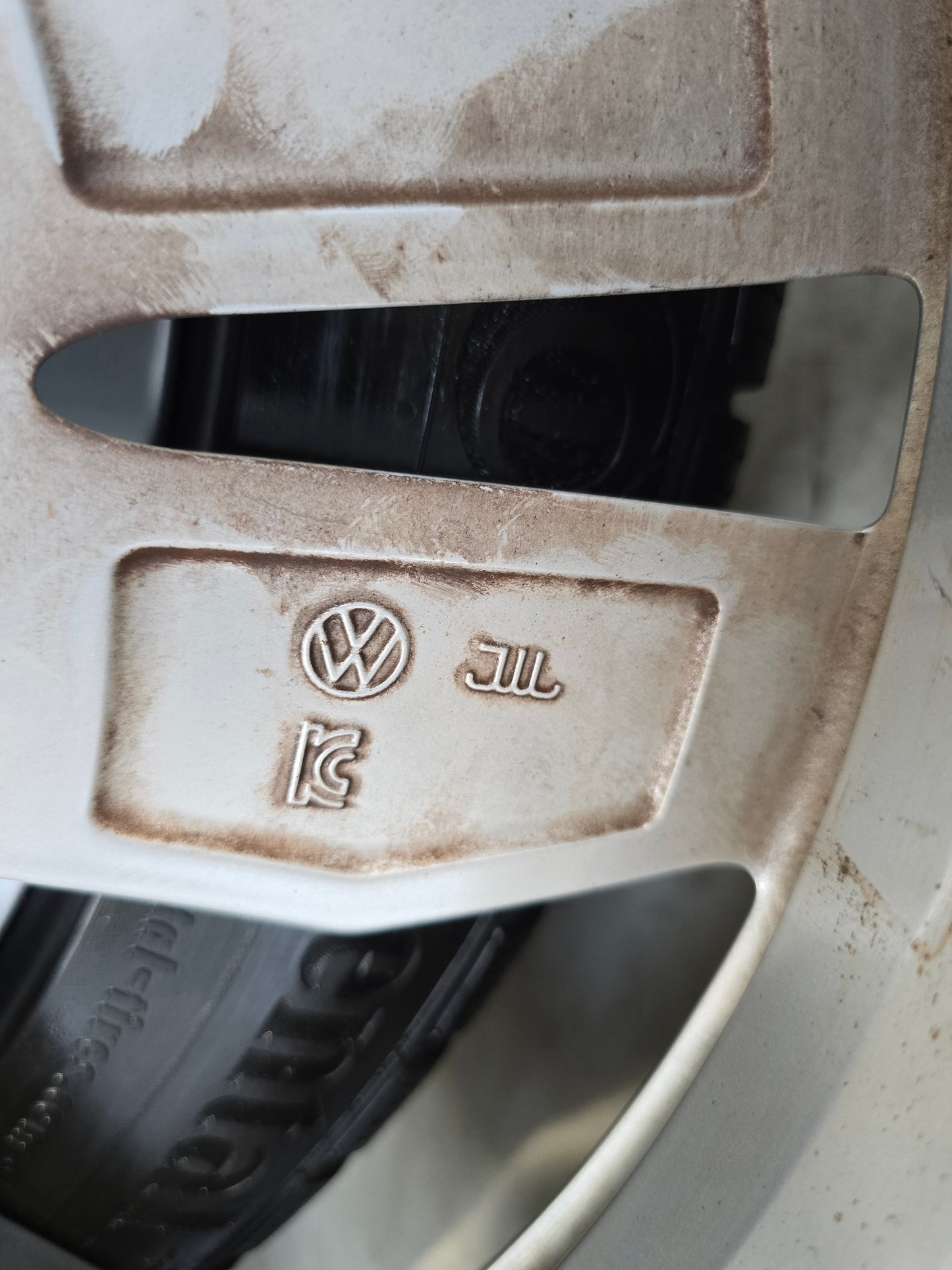 VW ID4 ID5 ID6 ID Buzz 20 inch velgen winterbanden OEM