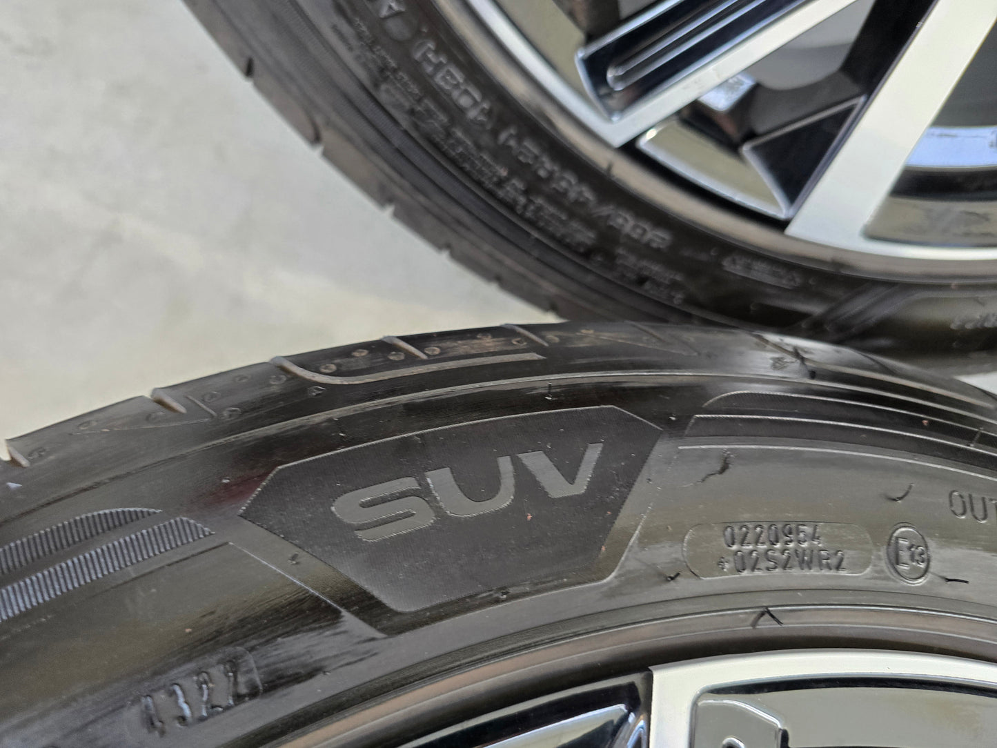 Audi e-tron Q7 Q8 Touareg 21 inch velgen zomerbanden Deep black/Diamond