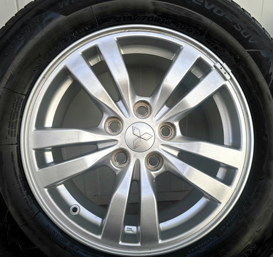 Mitsubishi Outlander 16 inch velgen winterbanden Hankook 5x114.3