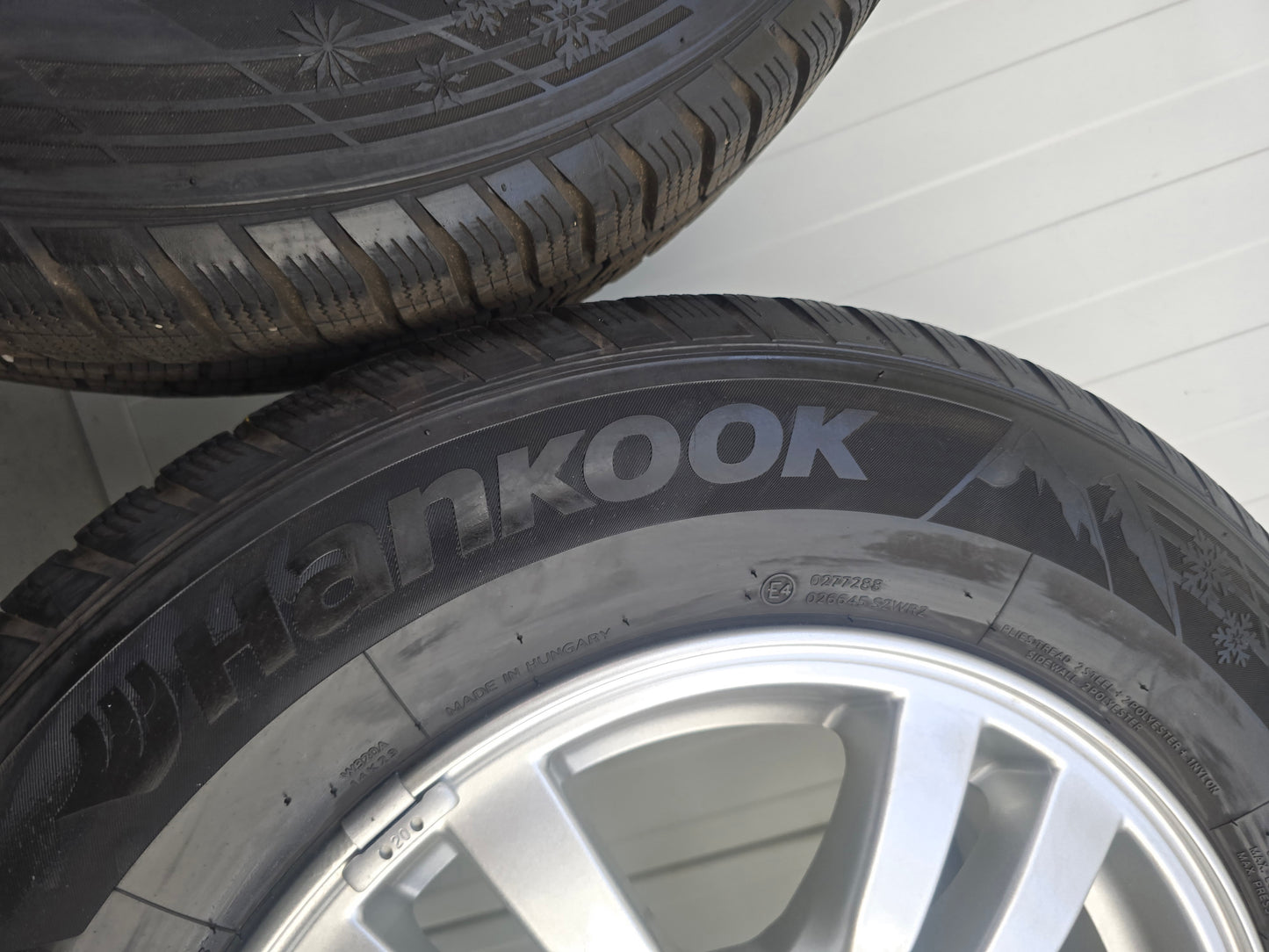 Mitsubishi Outlander 16 inch velgen winterbanden Hankook 5x114.3