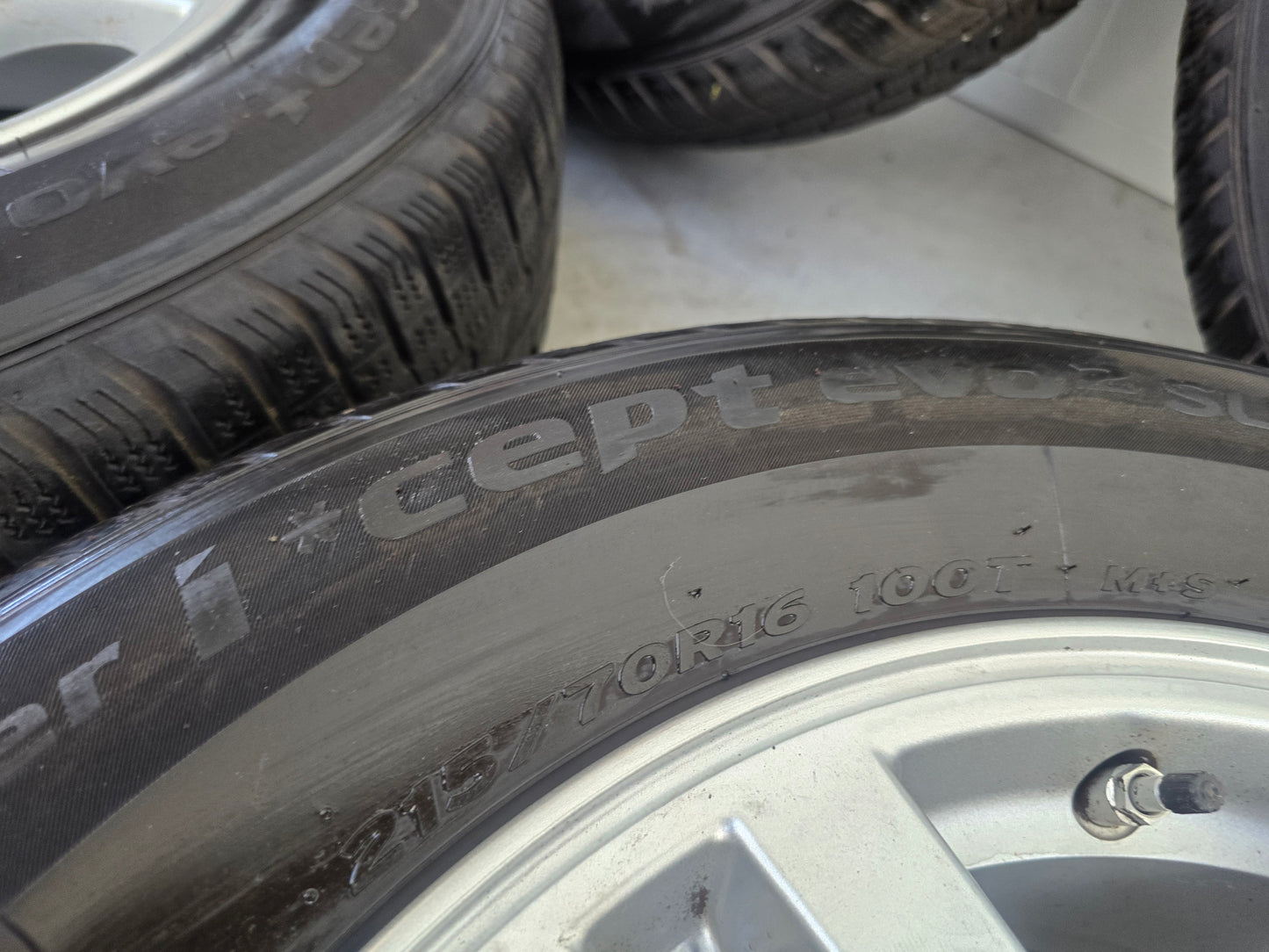 Mitsubishi Outlander 16 inch velgen winterbanden Hankook 5x114.3