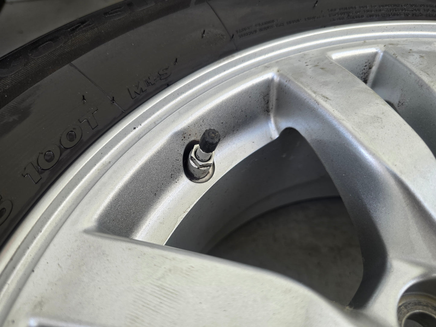 Mitsubishi Outlander 16 inch velgen winterbanden Hankook 5x114.3