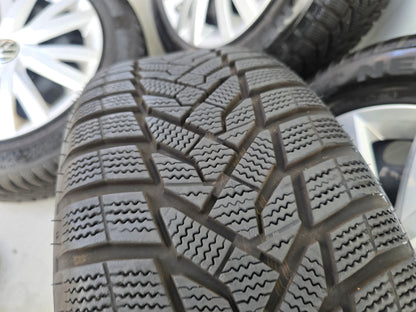 Volkswagen Golf 16 inch velgen winterbanden Passat Touran OEM