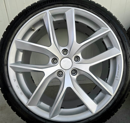 Tesla Model 3 19 inch velgen winterbanden Bridgestone Hyper Silver