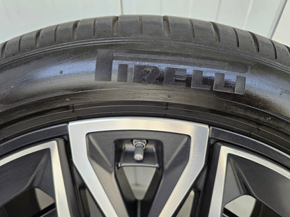 BMW iX 1021M 22 inch velgen zomerbanden Pirelli M Sport OEM