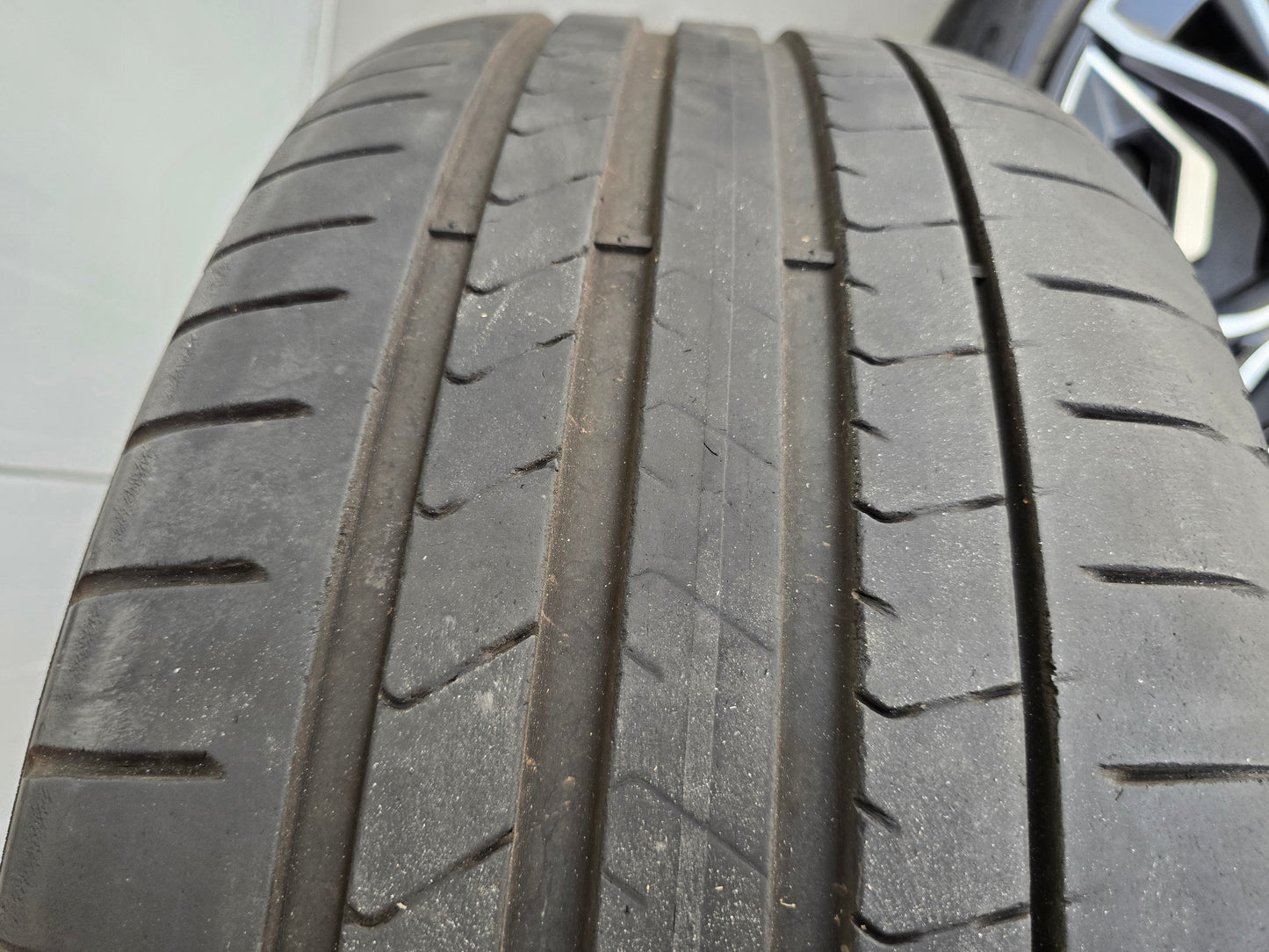 BMW iX 1021M 22 inch velgen zomerbanden Pirelli M Sport OEM