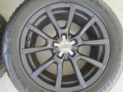 Audi Q5 18 inch originele velgen winterbanden satin black