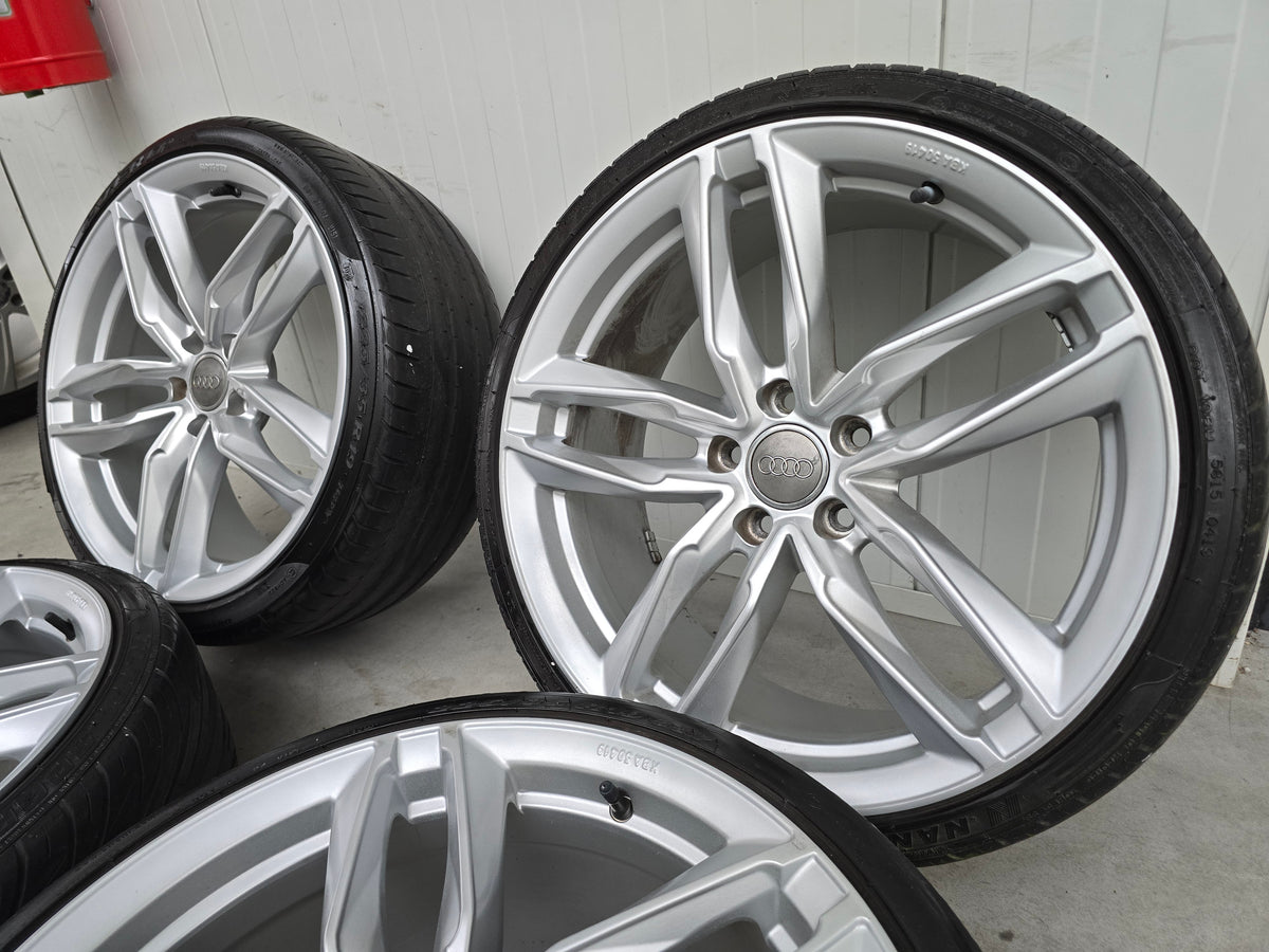 Audi A3 A4 A5 A6 VW Golf Passat Seat Leon Skoda Octavia 19 inch velgen