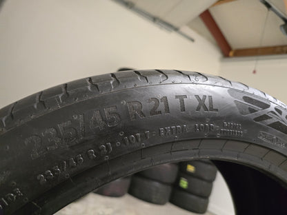 2x Continental 235/45 R21 101T XL Zomerbanden