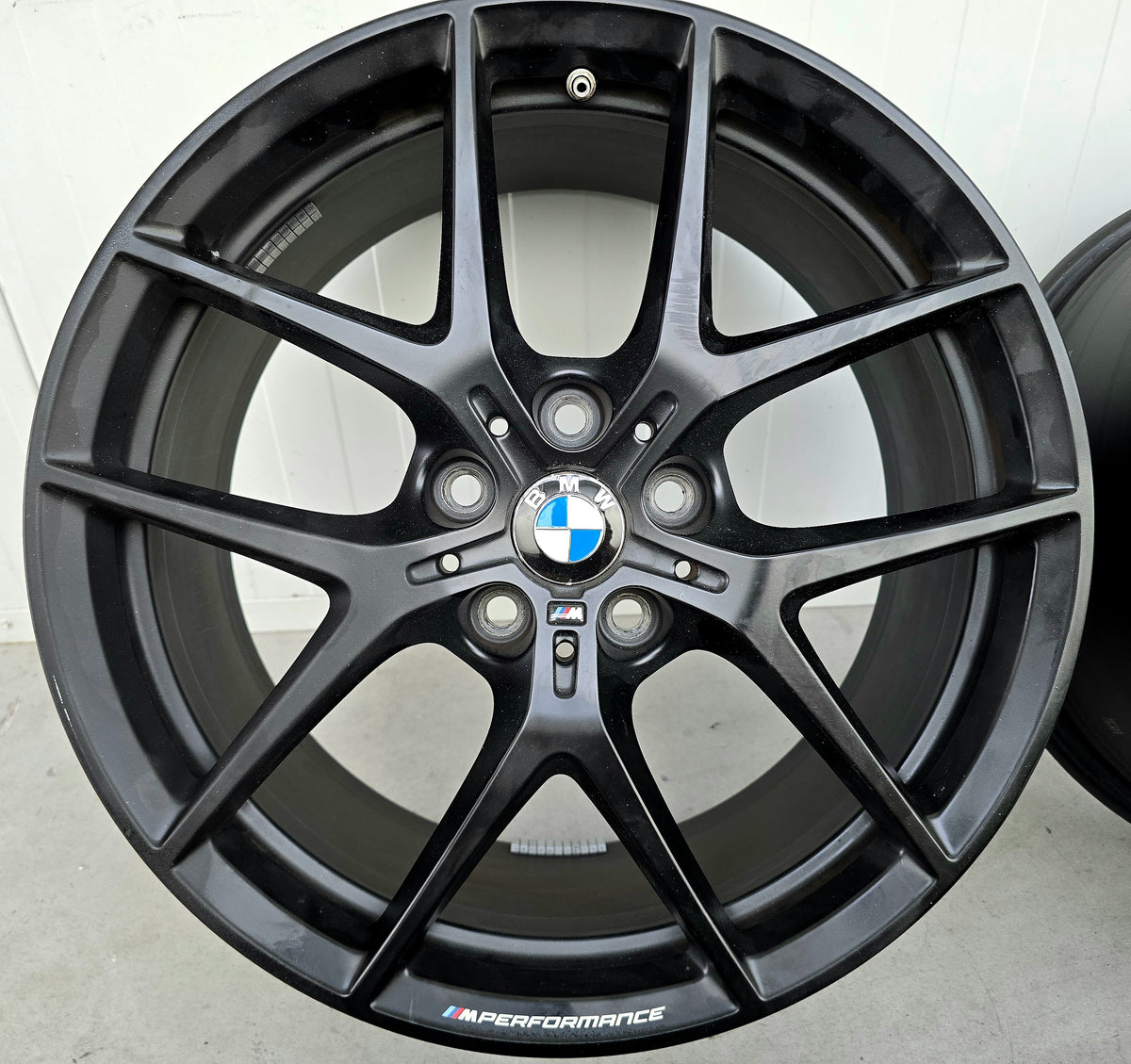BMW 1 ser F40 F70 2 ser F44 F74 X1 F48 X2 F39 18 inch M Performance velgen