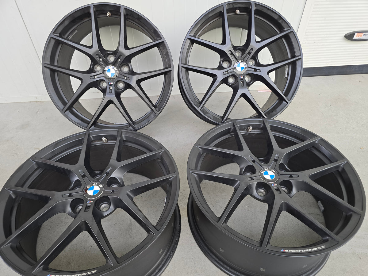 BMW 1 ser F40 F70 2 ser F44 F74 X1 F48 X2 F39 18 inch M Performance velgen
