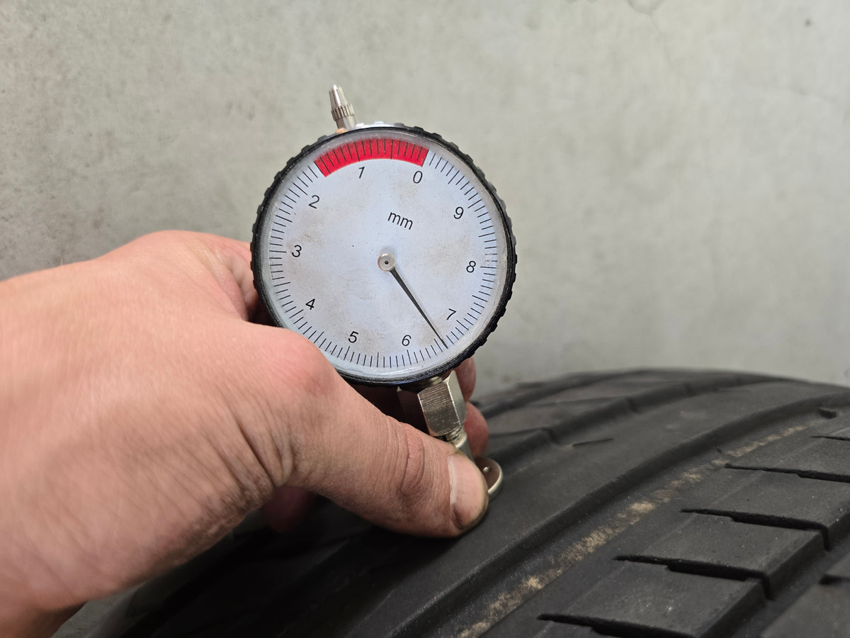 Tesla Model S 21 inch zomerbanden Matt Black velgen TPMS