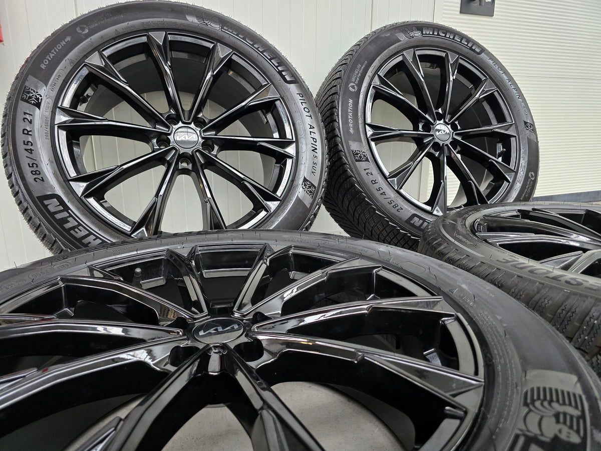 NIEUW Kia EV9 21 inch winterbanden velgen deep black SUV 5x114.3