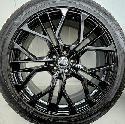 Skoda Enyaq VW ID4 ID5 ID6 Audi Q4 20 inch winterbanden velgen
