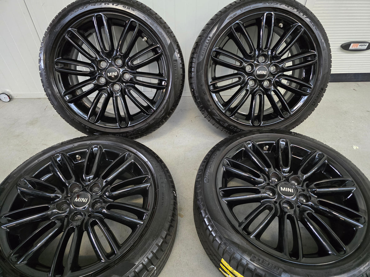 MINI One / Cooper / SE 17 inch zomerbanden velgen DEMO