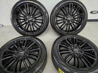 MINI One / Cooper / SE 17 inch zomerbanden velgen DEMO