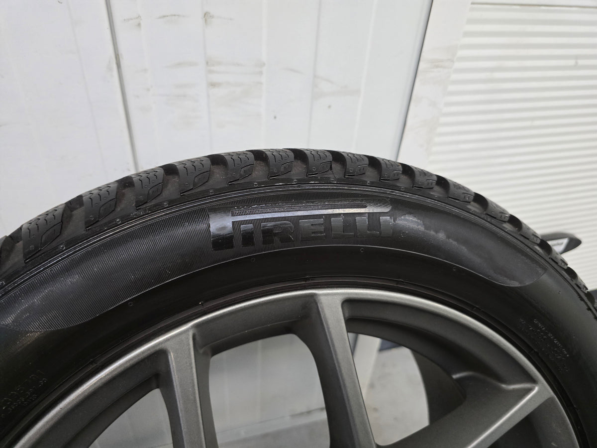 Volvo V40 V60 V50 Ford Focus Mondeo 17 inch winterbanden velgen