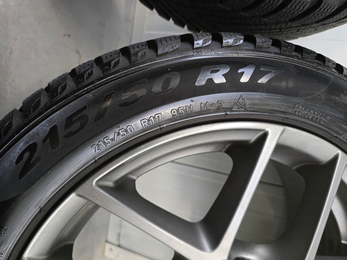 Volvo V40 V60 V50 Ford Focus Mondeo 17 inch winterbanden velgen