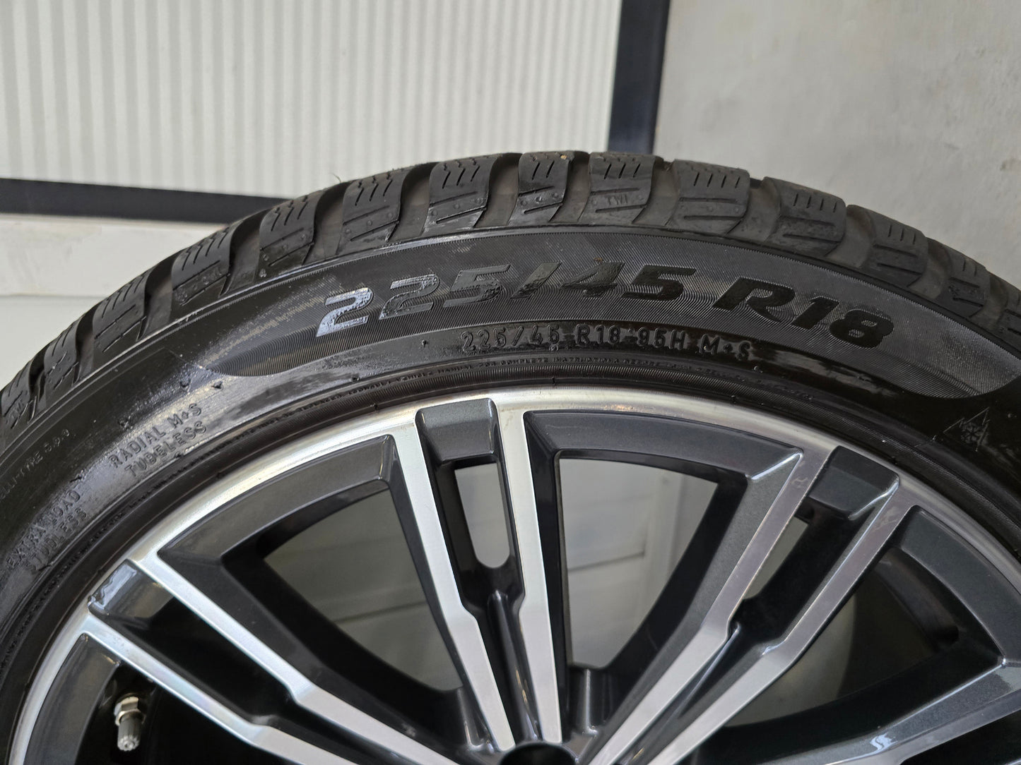 BMW 3 4 Serie G20 G21 G22 790M 18 inch winterbanden
