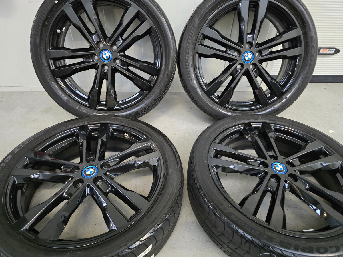 BMW i3 20 inch zomerbanden breedset 431 velgen OEM