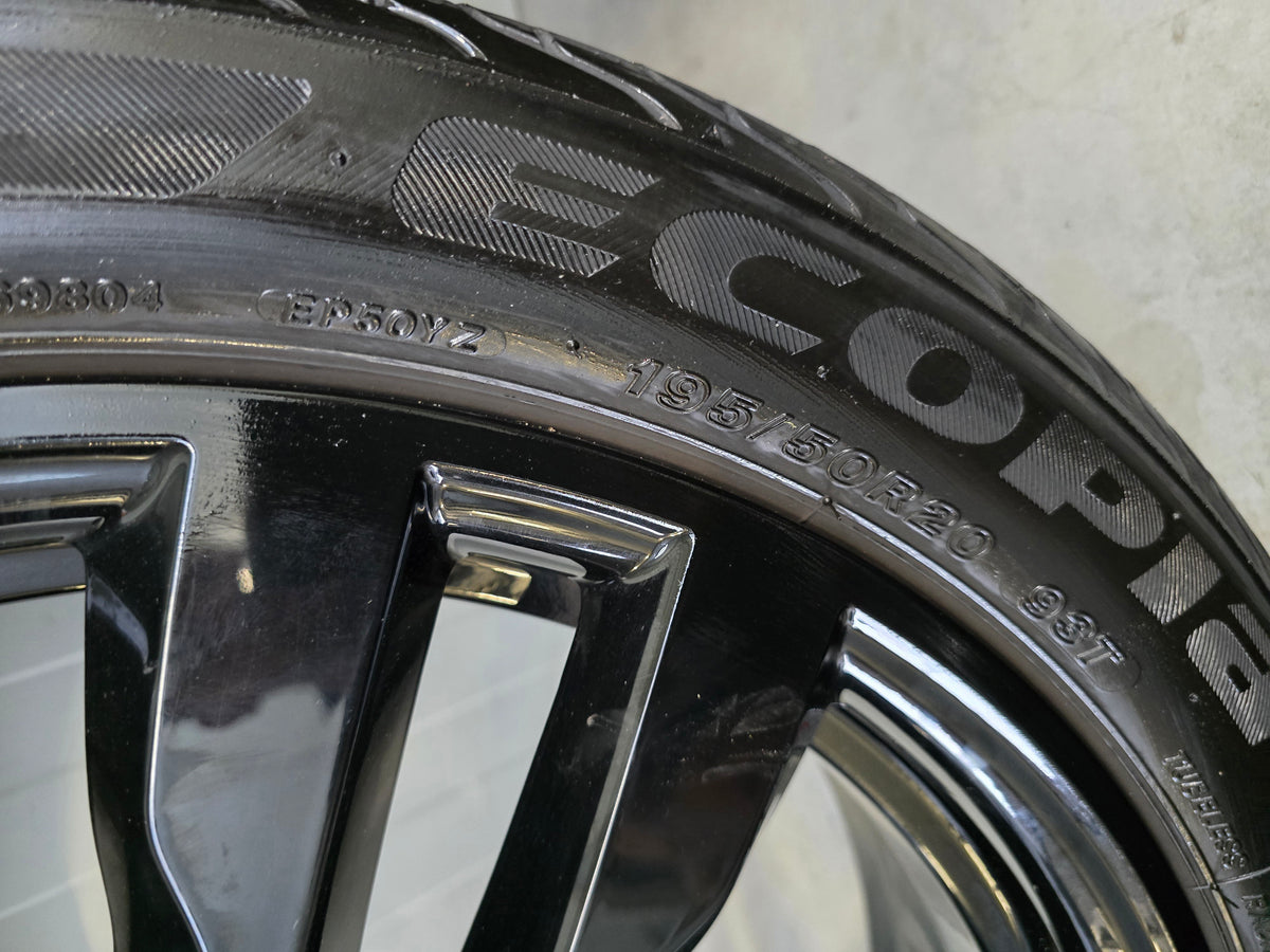BMW i3 20 inch zomerbanden breedset 431 velgen OEM