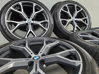 BMW X5 X6 G05 G06 741M 21 inch velgen winterbanden breedset DEMO