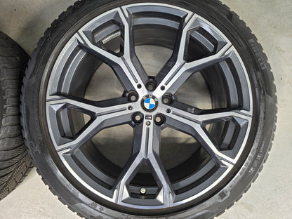 BMW X5 X6 G05 G06 741M 21 inch velgen winterbanden breedset DEMO