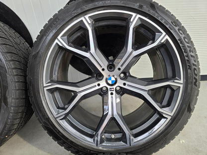 BMW X5 X6 G05 G06 741M 21 inch velgen winterbanden breedset DEMO