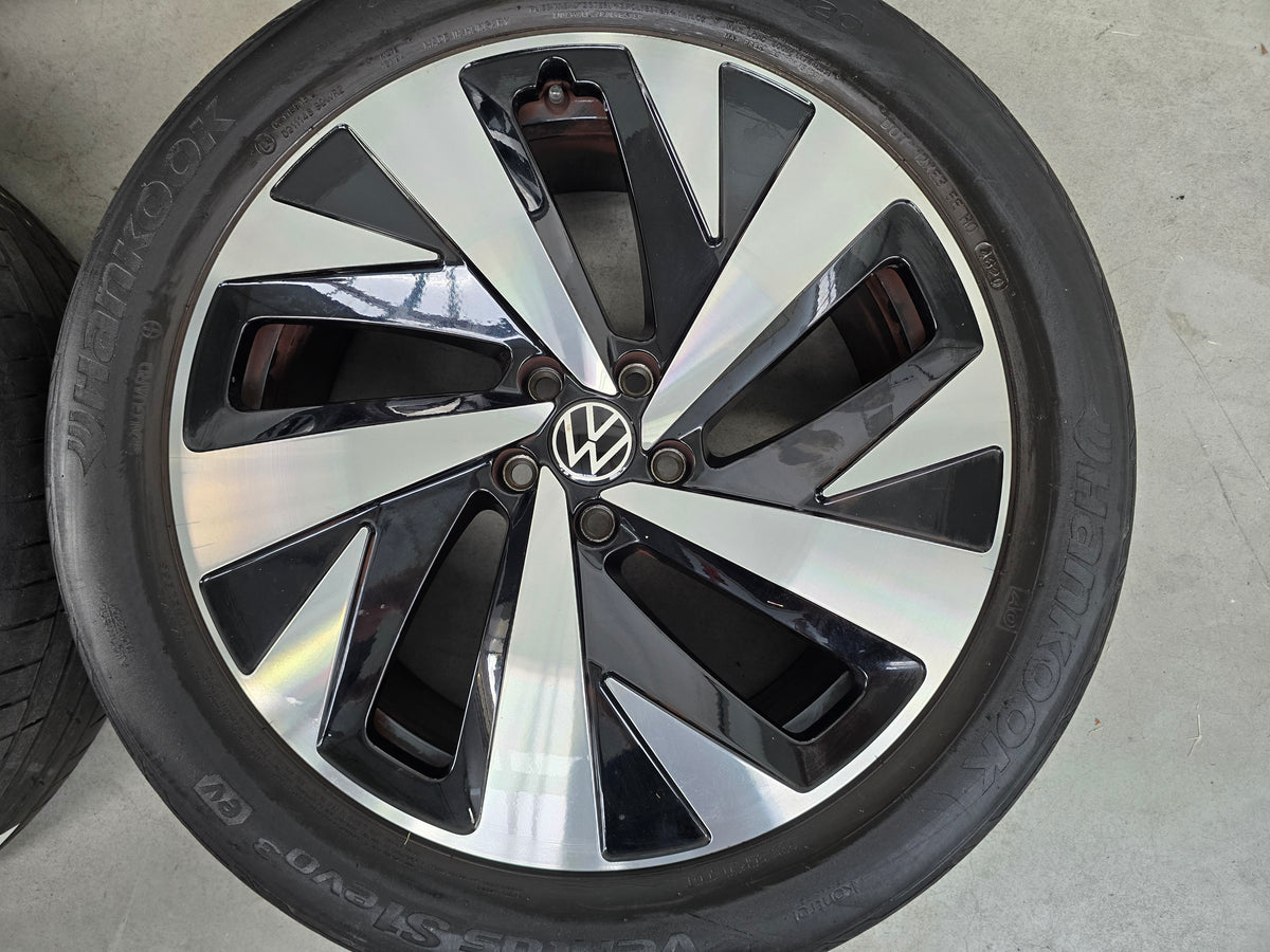 VW ID4 ID5 ID6 Audi Q4 Skoda Enyaq 20 inch zomerbanden breedset