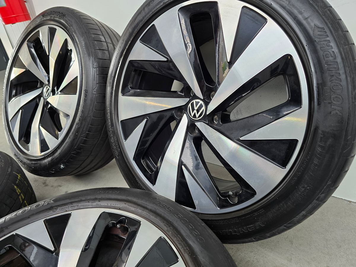 VW ID4 ID5 ID6 Audi Q4 Skoda Enyaq 20 inch zomerbanden breedset