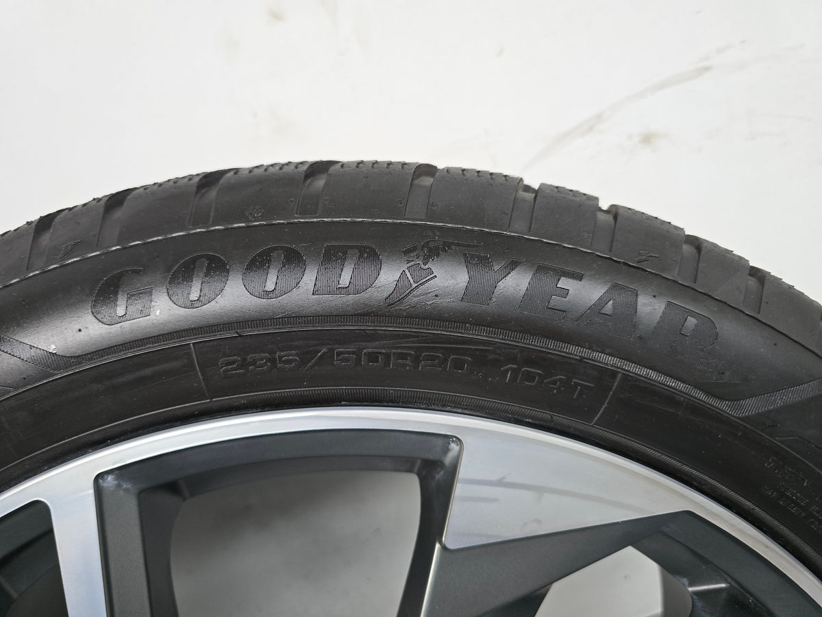 VW ID4 ID5 ID6 ID Buzz 20 inch velgen winterbanden Antracite/polished