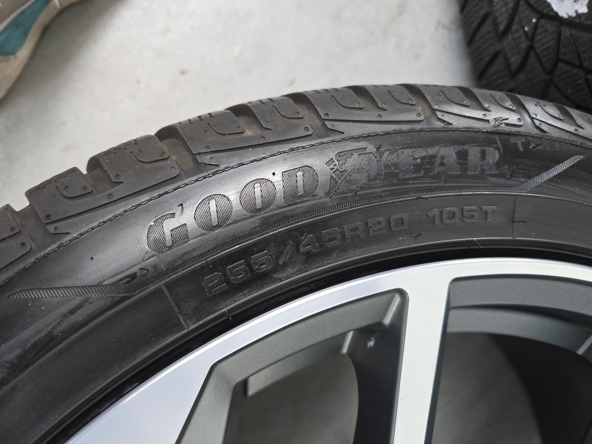 VW ID4 ID5 ID6 ID Buzz 20 inch velgen winterbanden Antracite/polished