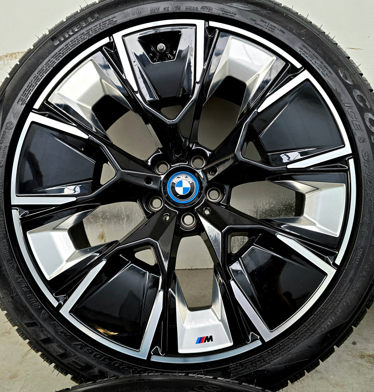 BMW X3 G01 X4 G02 iX3 G08 winterbanden 890M 20 inch velgen