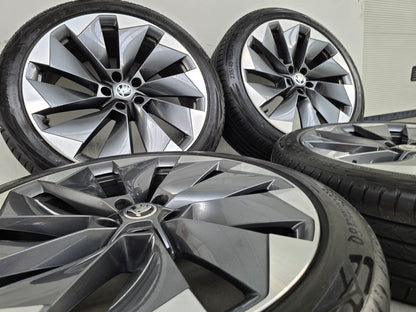 Skoda Enyac VW ID4 ID5 Buzz Betria Supernova 21 inch velgen zomerbanden breedset