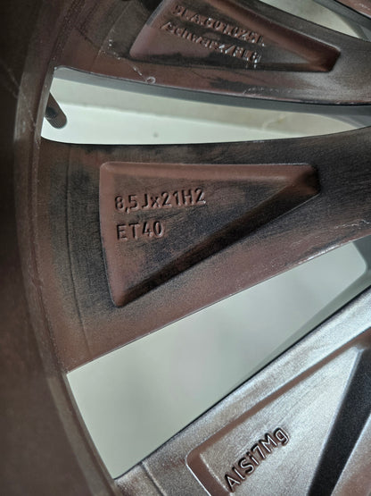Skoda Enyac VW ID4 ID5 Buzz Betria Supernova 21 inch velgen zomerbanden breedset