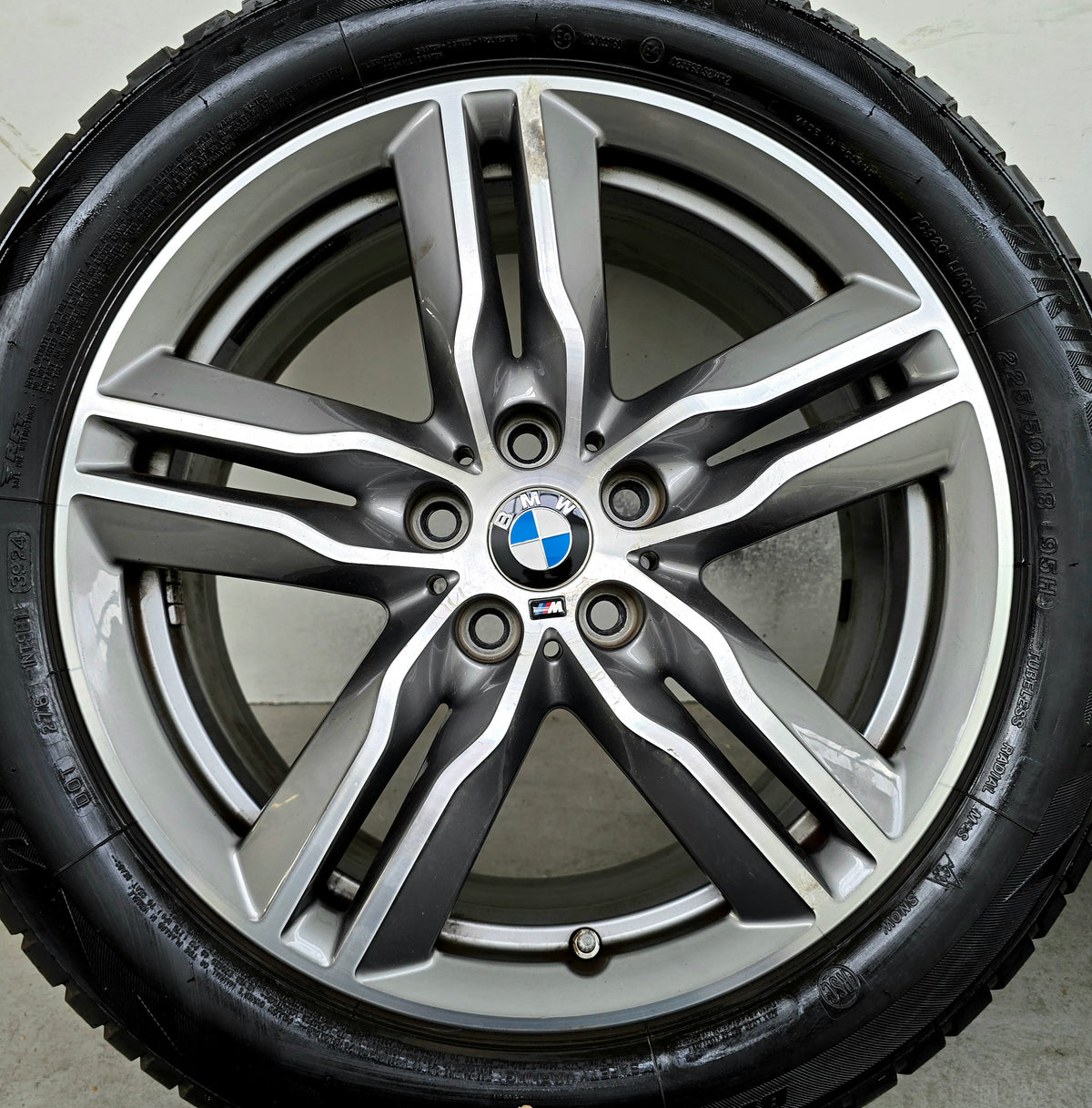 BMW X1 F48 U11 X2 F39 U10 570M 18 inch velgen winterbanden