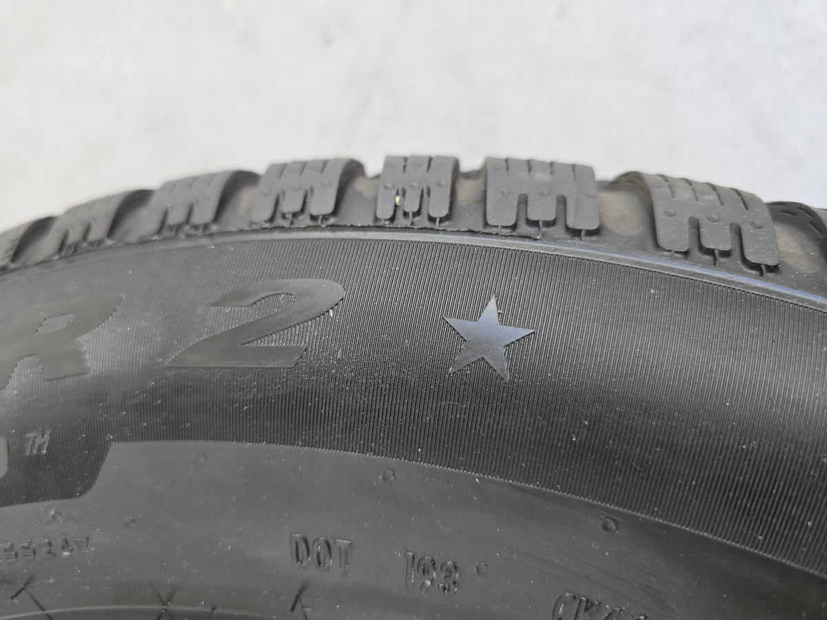 BMW X1 U11 X2 U10 17 inch winterbanden 833 velgen OEM