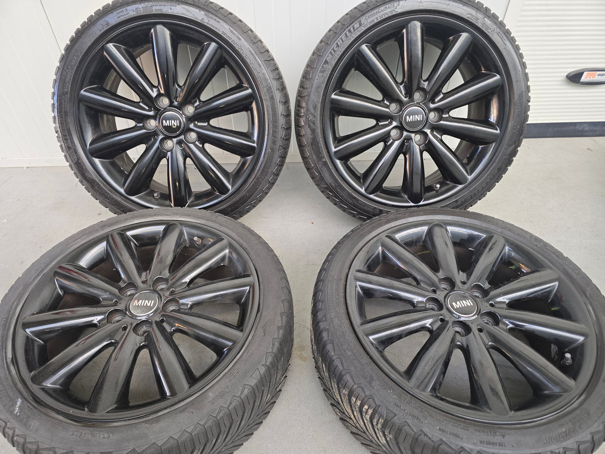 MINI One / Cooper / Cooper S  17 inch allseason banden velgen OEM
