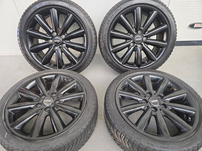 MINI One / Cooper / Cooper S  17 inch allseason banden velgen OEM