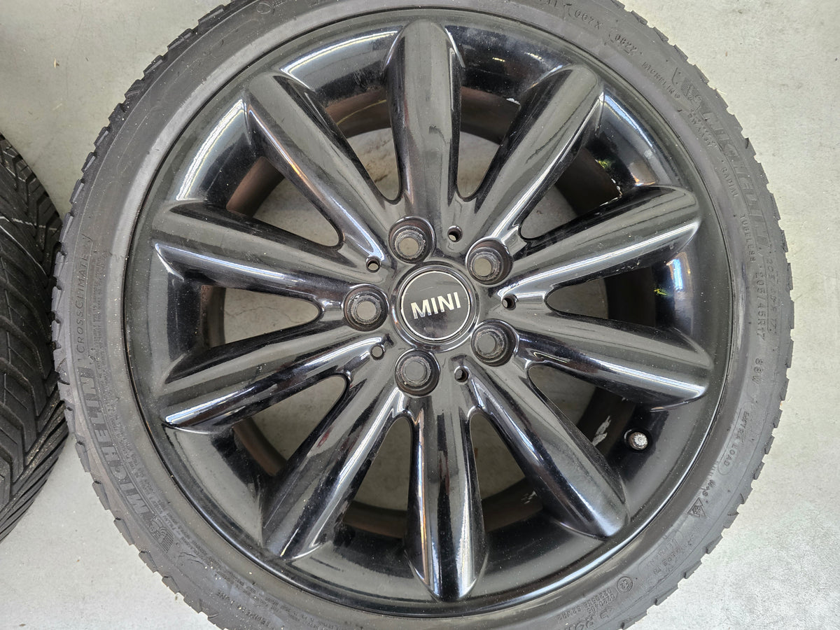 MINI One / Cooper / Cooper S  17 inch allseason banden velgen OEM