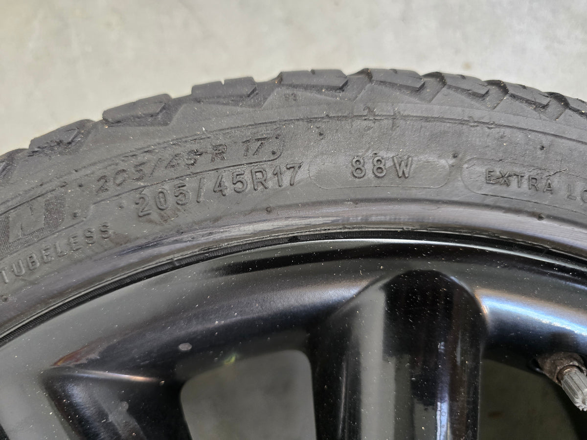 MINI One / Cooper / Cooper S  17 inch allseason banden velgen OEM